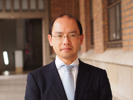 【写真1】諸富徹氏／京都大学大学院経済学研究科地球環境学堂教授