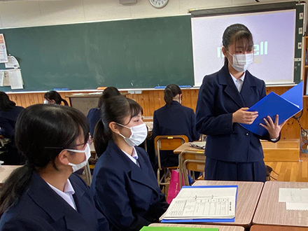 「仲間たちと意見を交わすことで見えてくるものがある」と原さん。