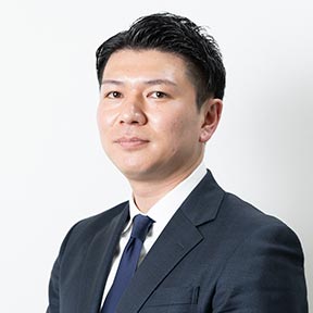 インタビュアー写真