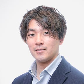 インタビュアー写真