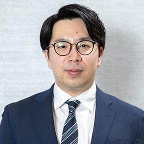 インタビュアー写真