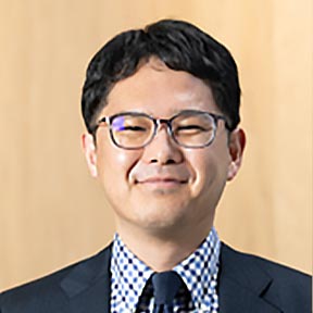 インタビュアー写真