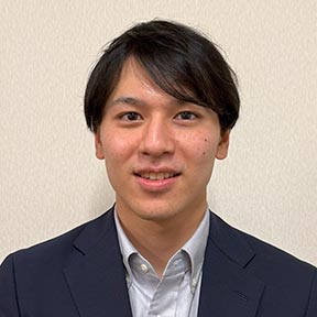 インタビュアー写真