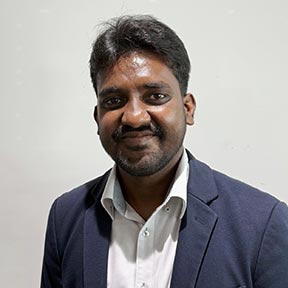 インタビュアー写真