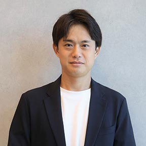 インタビュアー写真