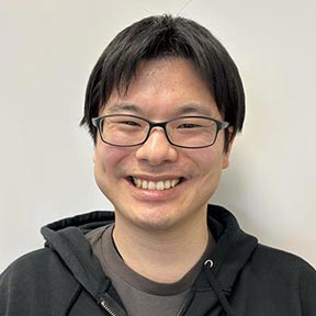 インタビュアー写真