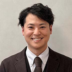 インタビュアー写真