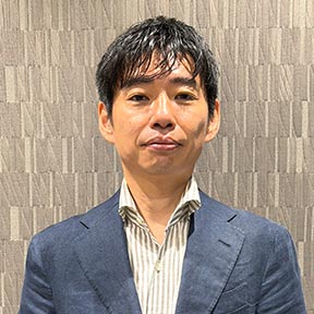 インタビュアー写真