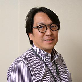 インタビュアー写真