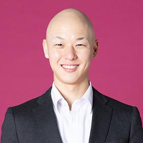 インタビュアー写真